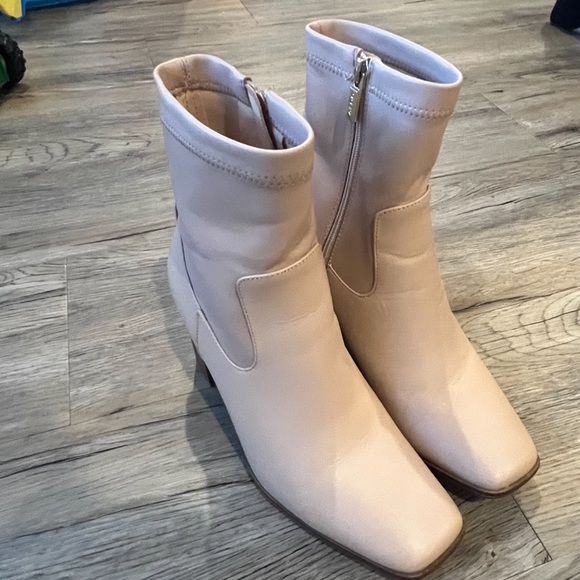 Beautiful Aldo Boots Size 8.5 *excellent condition* - Picture 5 of 5